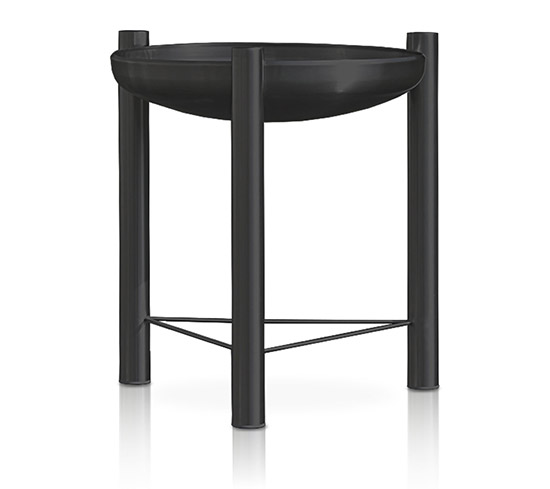 Feuerschale aus Stahl mit Rundfüßen und Querstrebe