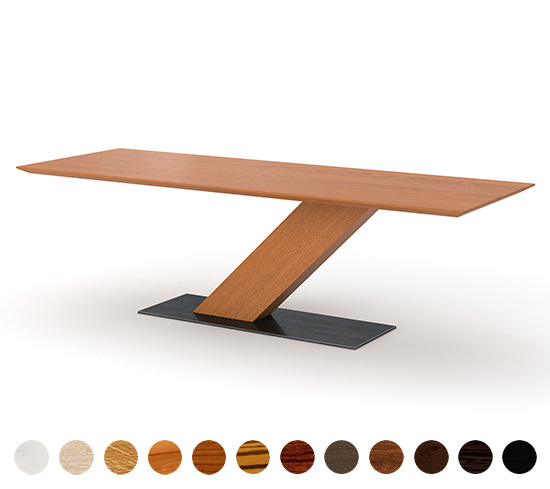 Moderner Style Couchtisch Diago aus Massivholz mit schrägem Mittelfußgestell und Bodenplatte