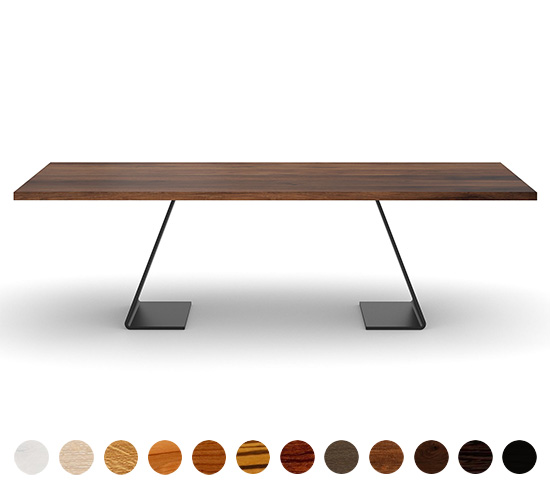 Deluxe Couchtisch Massivholzplatte und Metallwangen Brüssel 