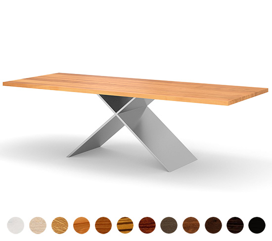 Design Couchtisch nach Maß aus Buchenholz und mit Mittelgestell aus Edelstahl in X-Form