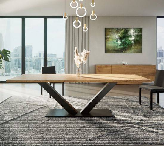 Massiver Holztisch Modell Stettin mit schräg gefertigtem Metall Tischgestell bestellbar nach Maß