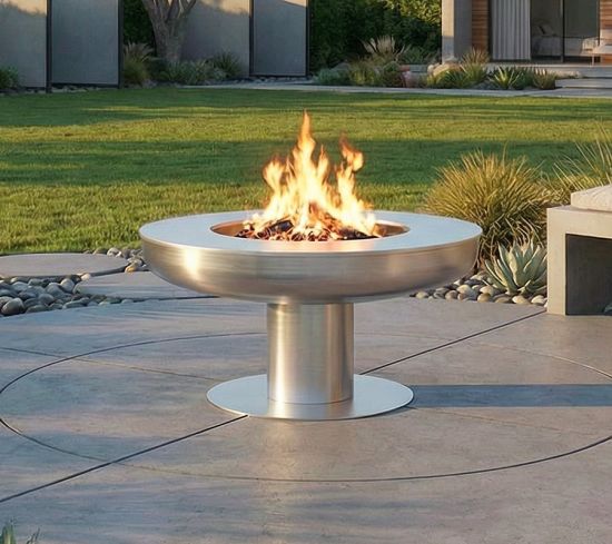 Feuerschale mit Standfuß und Grillring