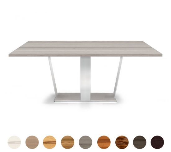 Gartenesstisch mit massiven Holzbohlen und Metallkreuz für Outdoor 