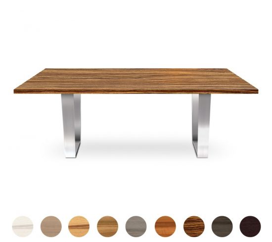 Eleganter Gartentisch mit Metallkufen und Massivholzbohlen