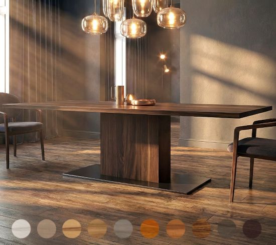 Designertisch aus massivem Holz mit Mittelfuß Gestell und Metall Bodenplatte