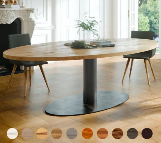 Massiver ovaler Esstisch nach Maß aus Naturholz Birnbaum und runder Edelstahl-Säule mit Bodenplatte